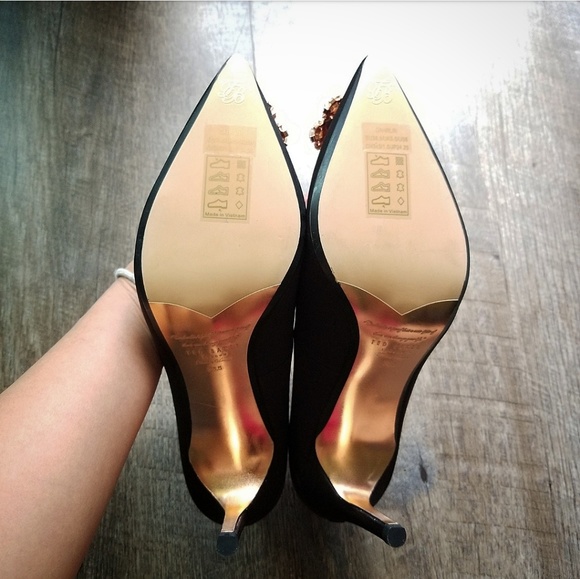 XSOLDX NEW TED BAKER JEWELED BLK SATIN PUMPS - Picture 8 of 8